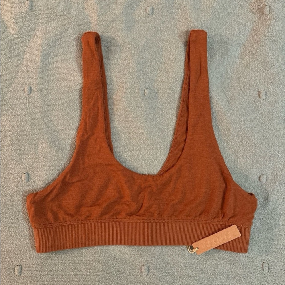 NWT Skims bralette